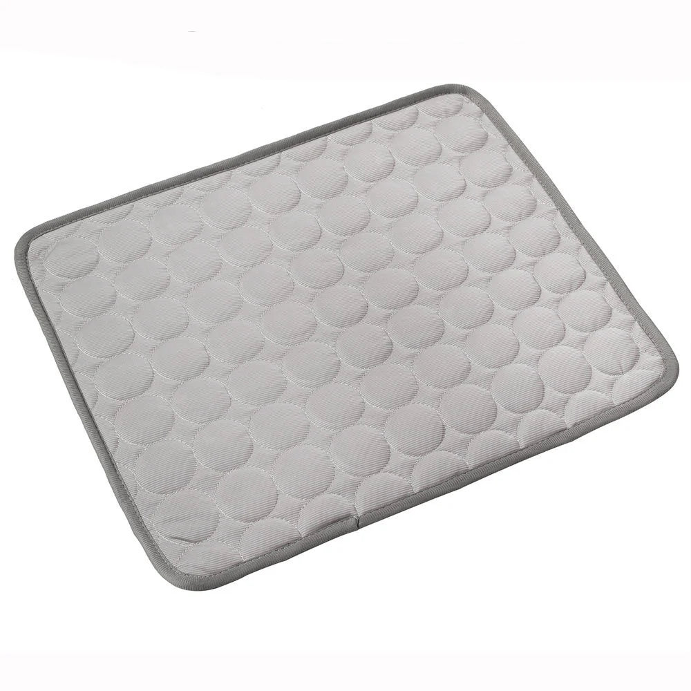 Cama refrescante para mascotas color gris