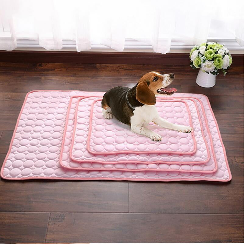 Cama de seda helada antideslizante para mascotas